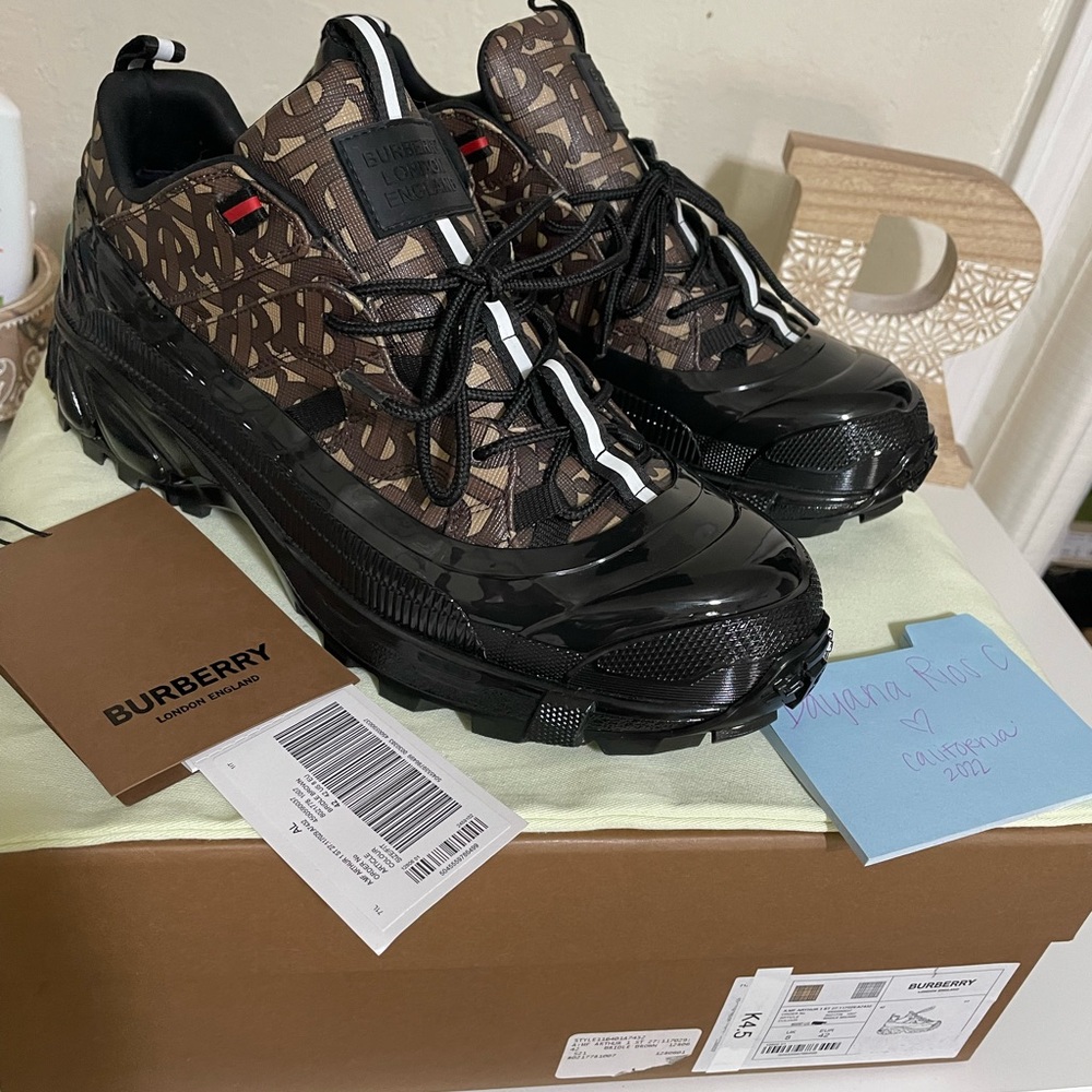Monogram print Arthur Sneakers - Picture 1 of 11